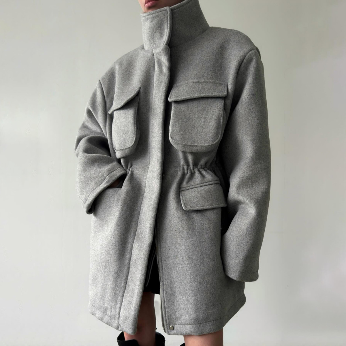 Abrigo utilitario de mezcla de - Wool Blend Coat reseña y precio